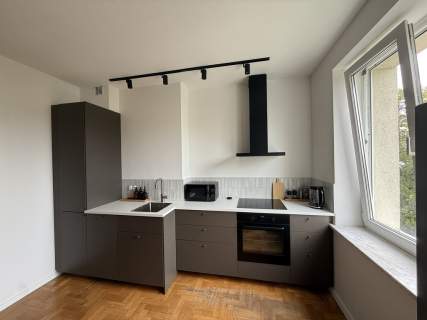 Dwupokojowe mieszkanie blisko pl. Wilsona