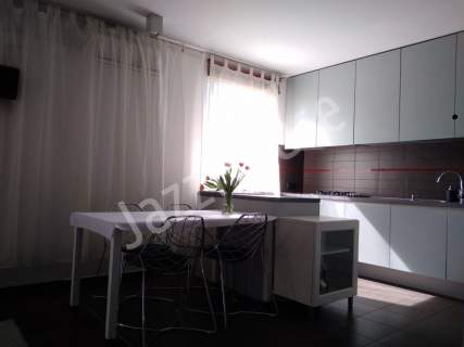 2 pokoje z balkonem, widok na zieleń