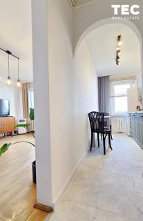 2 pok kuchnia, 7 piętro, balkon, widok, od już