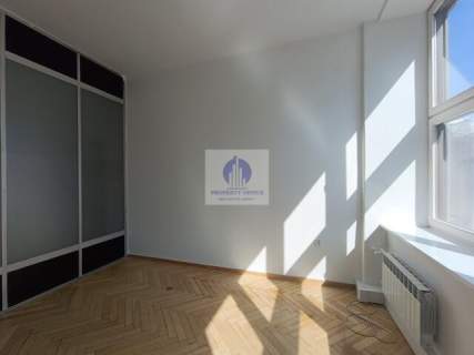 Śródmieście lokal biurowy 15,37m2 do wynajęcia