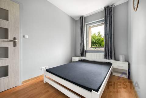 Rumia blisko SKM parking 2 pokoje z aneksem