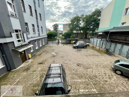 PONAD 120 M PRZESTRZENI NA DWÓCH POZIOMACH 299tyś
