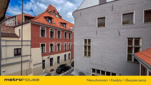 WYJĄTKOWY APARTAMENT W ZABYTKOWYM SPICHRZU TORUŃ