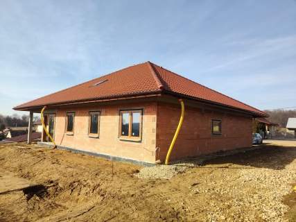 GOSZYCE, Gm Luborzyca, super dom parterowy, 30a