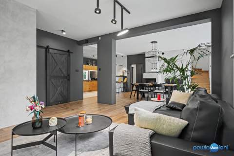 Dom w otuleniu lasu 180 M2 1.1 HA 20 min do Radomia