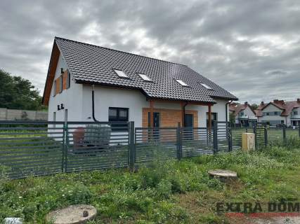 Bliźniak w stanie deweloperskim w Nowogardzie