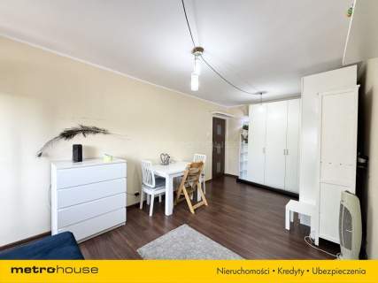 TEOFILÓW-mieszkanie na trzecim piętrze 45 m2