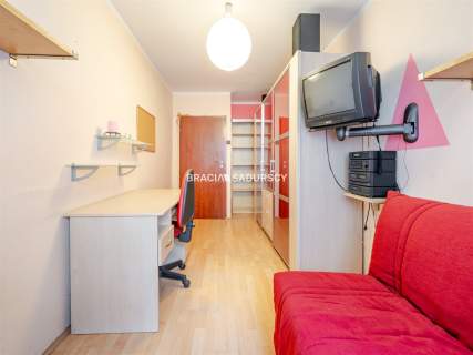 3 pokoje 52,65 m duży balkon ul. Fatimska