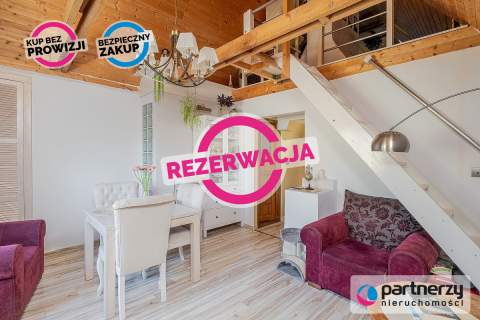 Klimatyczne mieszkanie z antresolą