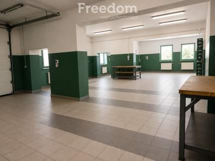 Działka budowlana z budynkiem 600,0m2 WARSZAWSKA