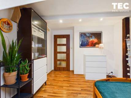 120m2 przestrzeni z tarasem i antresolą