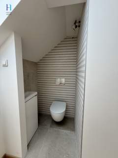 Dwupoziomowy apartament z 3 łazienkami Julianów