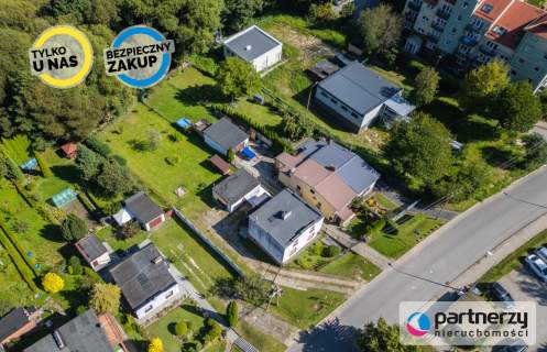 Duża działka z domem w Gdyni Karwinach