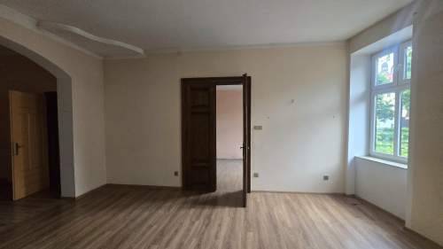 Lokal usługowo-mieszkalny w centrum Cieszyna do wynajęcia.