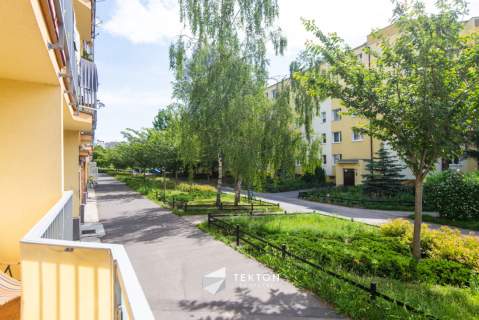 2 pokoje, piwnica, blisko Pestki, centrum