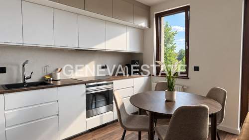 3 pokoje Niedaleko Tauron Areny , M1 , Serenady