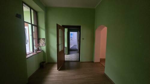Lokal usługowo-mieszkalny w centrum Cieszyna do wynajęcia.