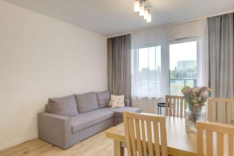 3 pok 55 m Gocław balkon 8 m garaż
