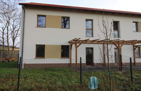 Mieszkanie z ogrodem. Cześciowo wykończone.