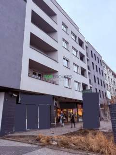 Narożny lokal na sklep lub kawiarenkę, zgoda alko