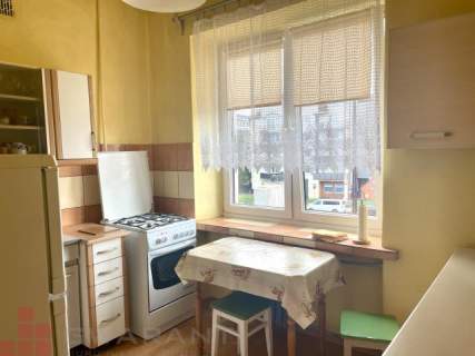 3 pokoje,80 m2-obok Galerii Kazimierz, garaż