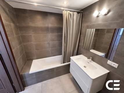 Dwupoziomowe taras 20 m 3 pokoje klima