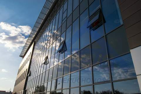 Do wynajęcia biuro w nowym biurowcu w Włochy