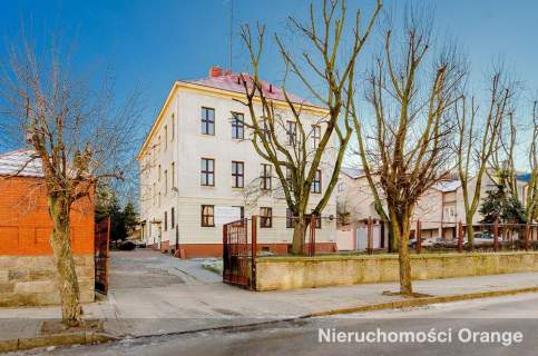 Budynek biurowy w ścisłym centrum miasta