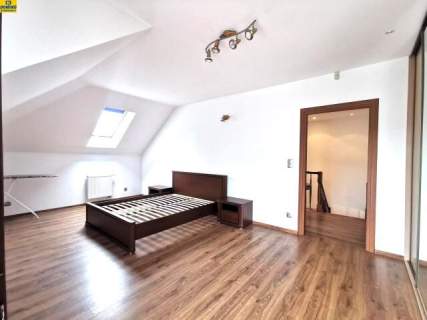 Dom z garażem do wynajecia na os. Zalesie Rzeszów