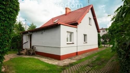 Dom z budynkiem gospodarczym na działce 1 113 m2