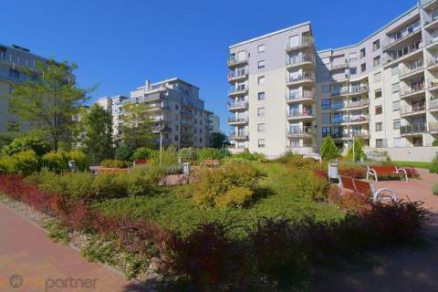 Dwa pokoje z dużym balkonem, klima ul. Przyjaźni