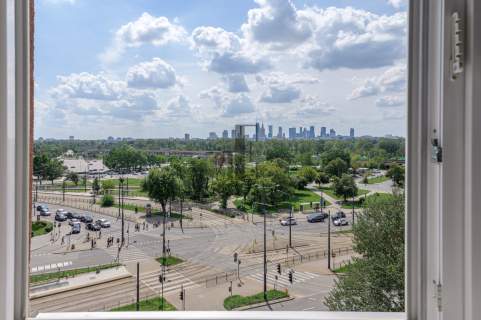 Wyposażone Widok na panoramę Winda