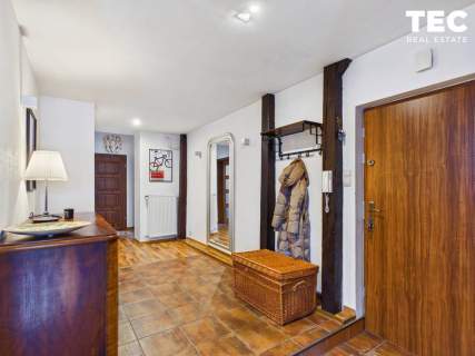 120m2 przestrzeni z tarasem i antresolą