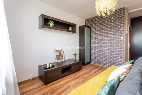 3pok.z potencjałem, balkon, tramwaj, Mistrzejowice