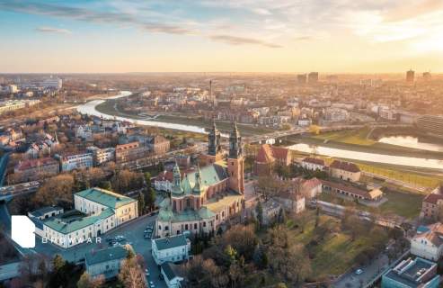 Wyposażone lokale wraz z funkcjonującą gastronomią