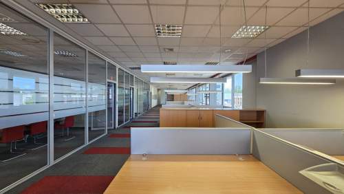 Nowoczesny biurowiec na wynajem 430 m2