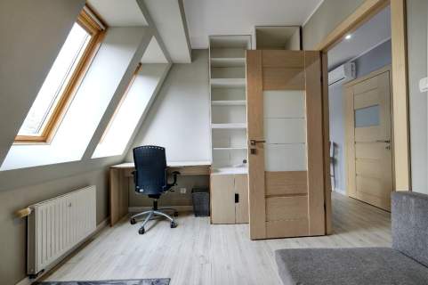 3 pokojowe, balkon, klimatyzacja,zamknięte osiedle