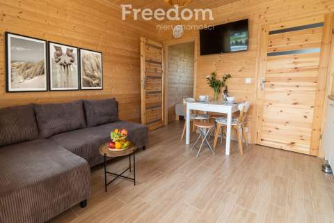 Budynek mieszkalny z 7 apartamentami, Mielno