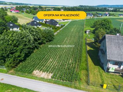 Działka budowlana 34 ar Morawicagm. Liszki