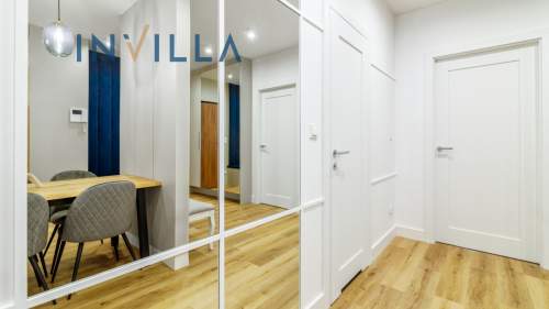 Apartament z widokiem na morze tuż przy parku