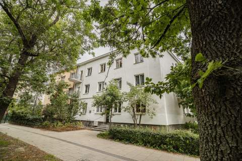 KAMIENICA 2 POKOJE 80M SASKA