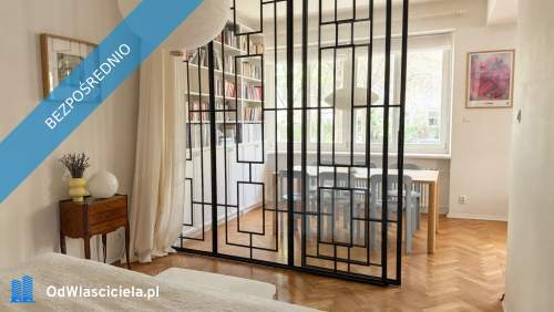 Bezpośrednio - 85.3 m2 w przedwojennej kamienicy z balkonem