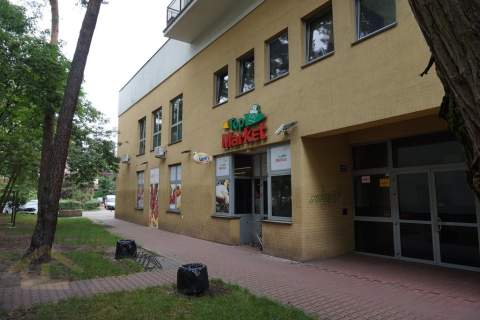 Lokal sklepowy na parterze w centrum Otwocka