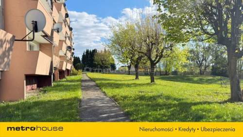 Przestronne 2 pokojowe mieszkanie z garażem