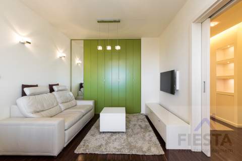 Komfortowy apartament 2 pok. na Bielanach