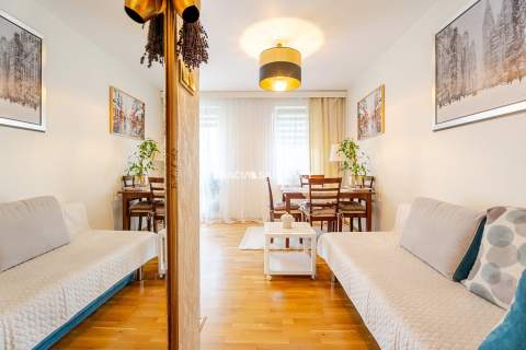 3 pokoje 1. piętro balkon ul. Przewóz