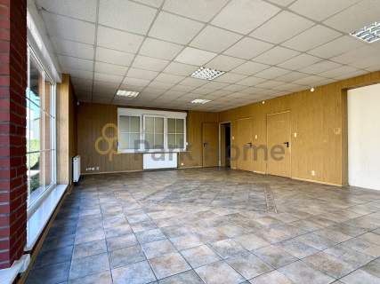 Duży lokal, centrum Leszna, miejsca postojowe