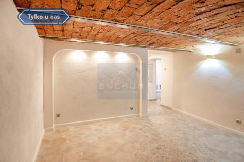 Elegancka kamienica przy Jasnej Górze z 6 lokalami