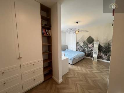 Nowoczesny dom z basenem 210 m2