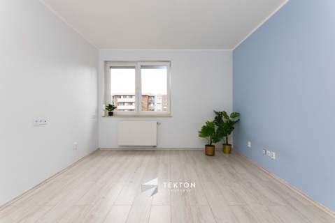Duże 2 pokoje 56 m balkon piwnica Zakrzów